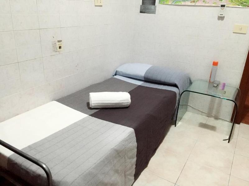 Volturno House Hostel Рим Екстериор снимка
