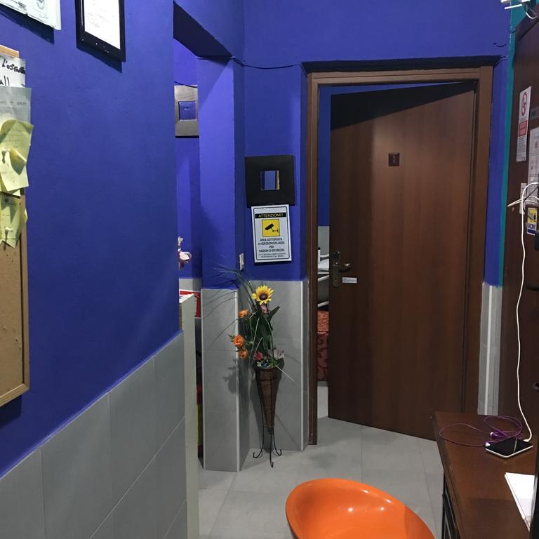 Volturno House Hostel Рим Стая снимка